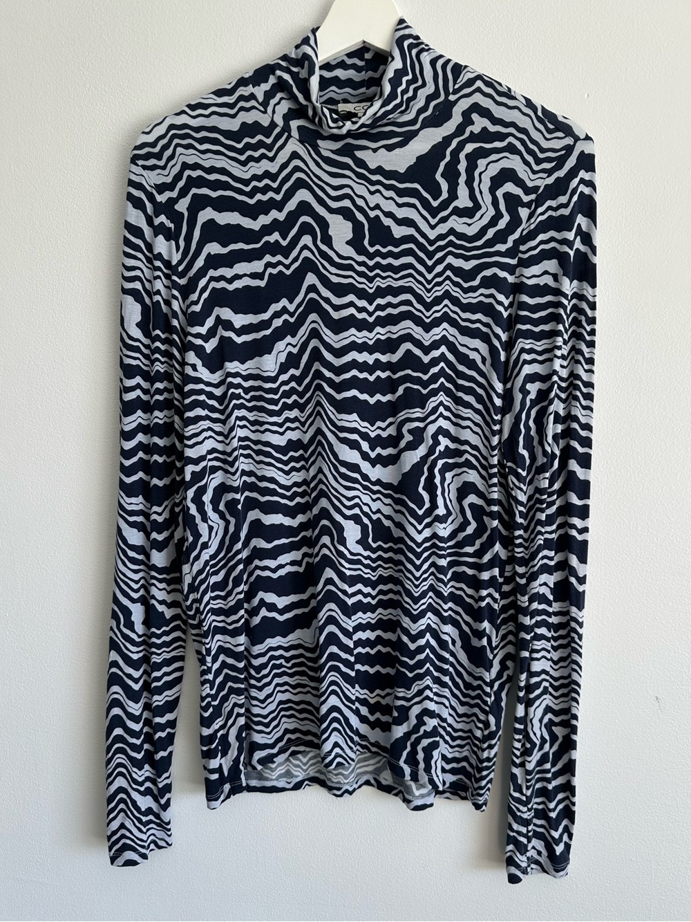 COS Blue and Gray Wave-Print Turtleneck Sweater Size Medium